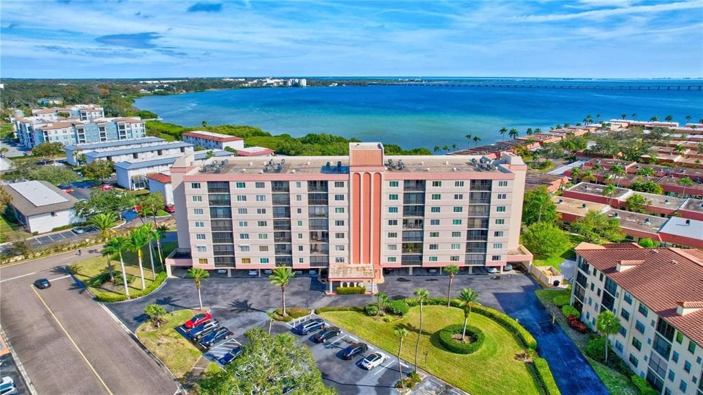 19029 US HIGHWAY 19 N UNIT 9-501 CLEARWATER, FL 33764