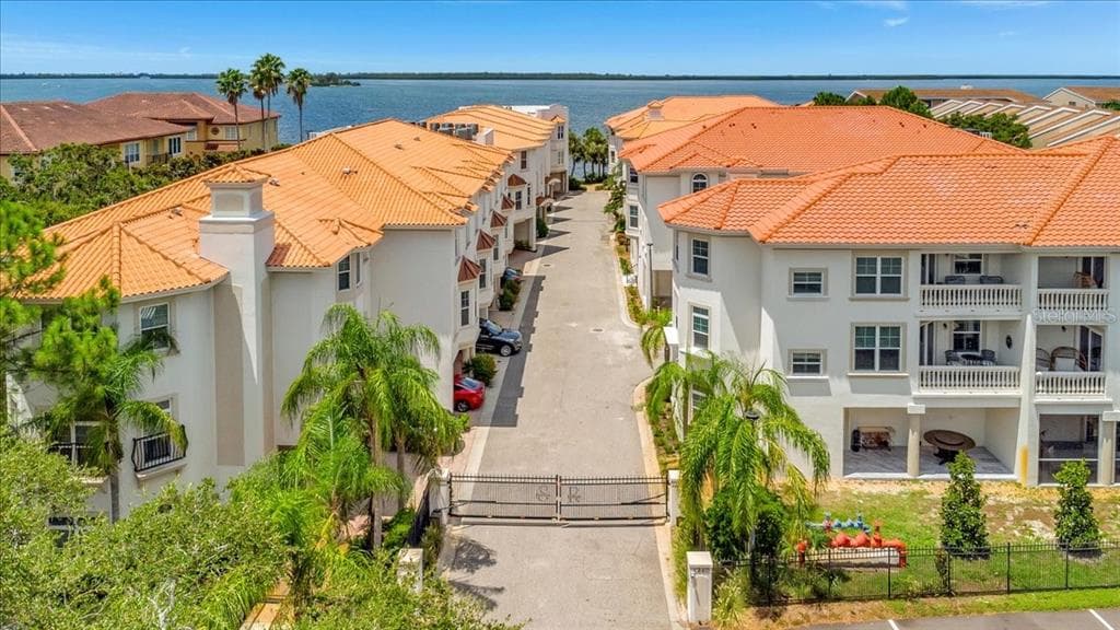 1340 BAYSHORE BOULEVARD UNIT 406 DUNEDIN, FL 34698