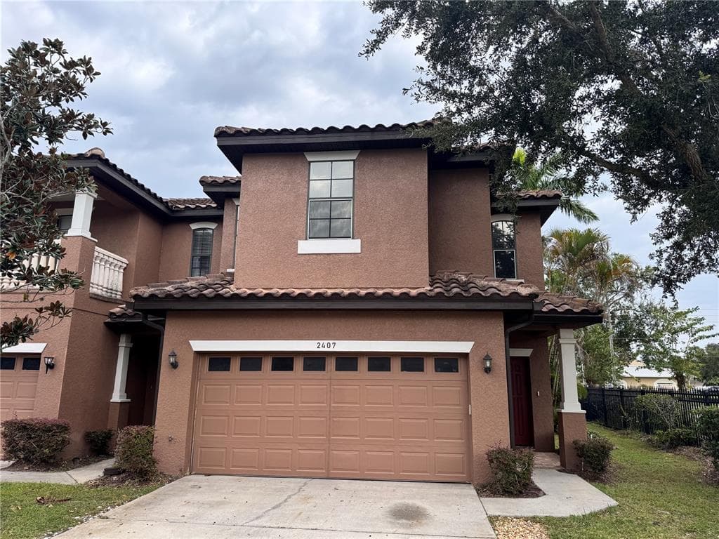 2407 LATINA COURT KISSIMMEE, FL 34744