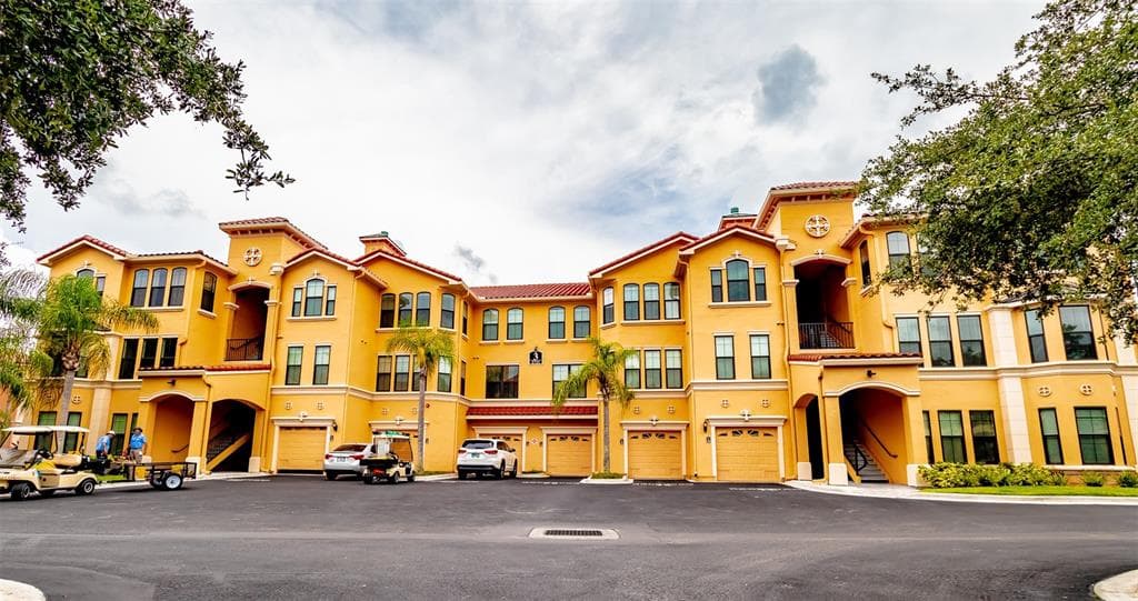 2729 VIA MURANO UNIT 421 CLEARWATER, FL 33764
