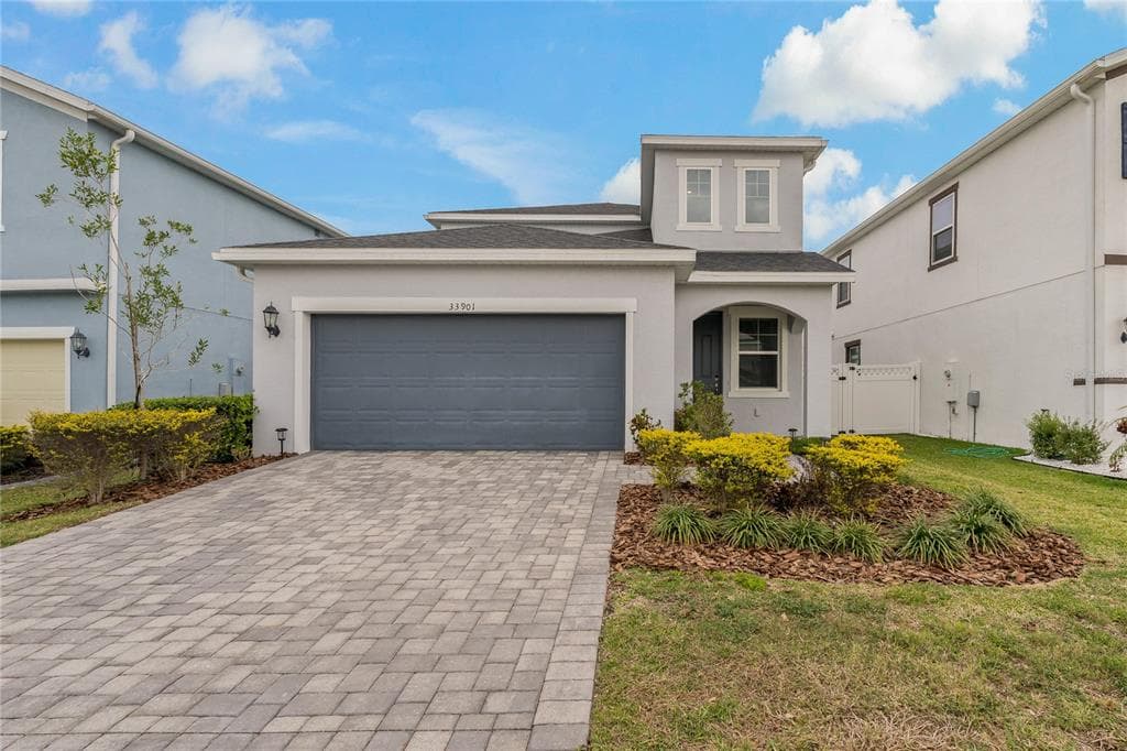 33901 FLOATING HEART COURT WESLEY CHAPEL, FL 33545