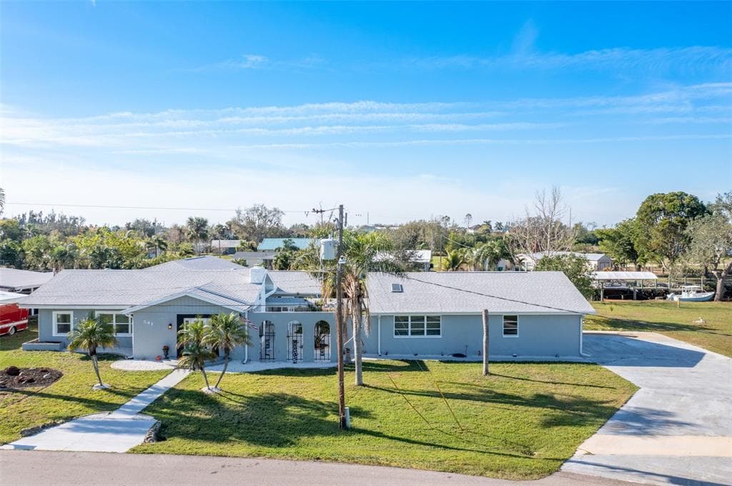 541 RIDGECREST DRIVE