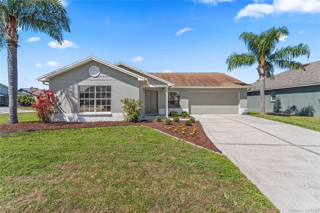 1533 PORTSMOUTH LAKE DRIVE BRANDON, FL 33511