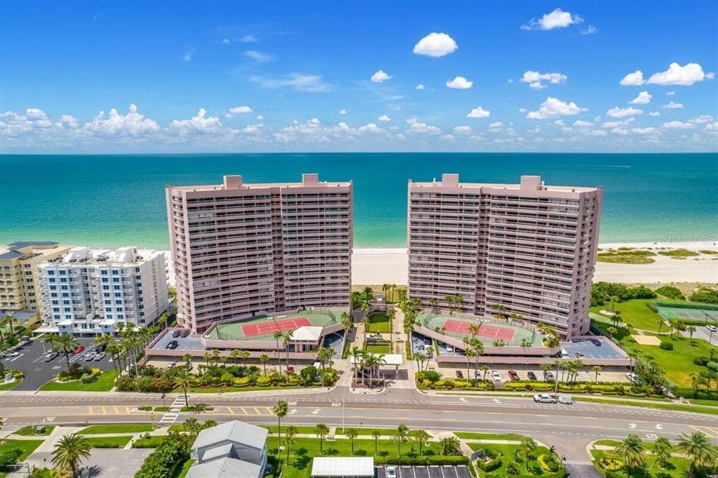 1310 GULF BOULEVARD UNIT 11B CLEARWATER BEACH, FL 33767