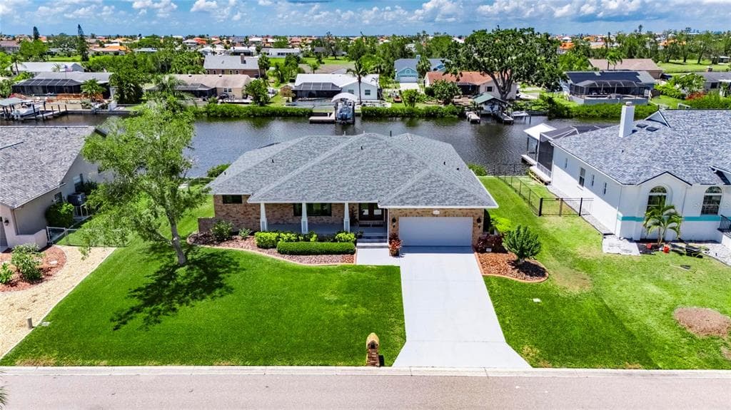 829 GOLF ISLAND DRIVE APOLLO BEACH, FL 33572