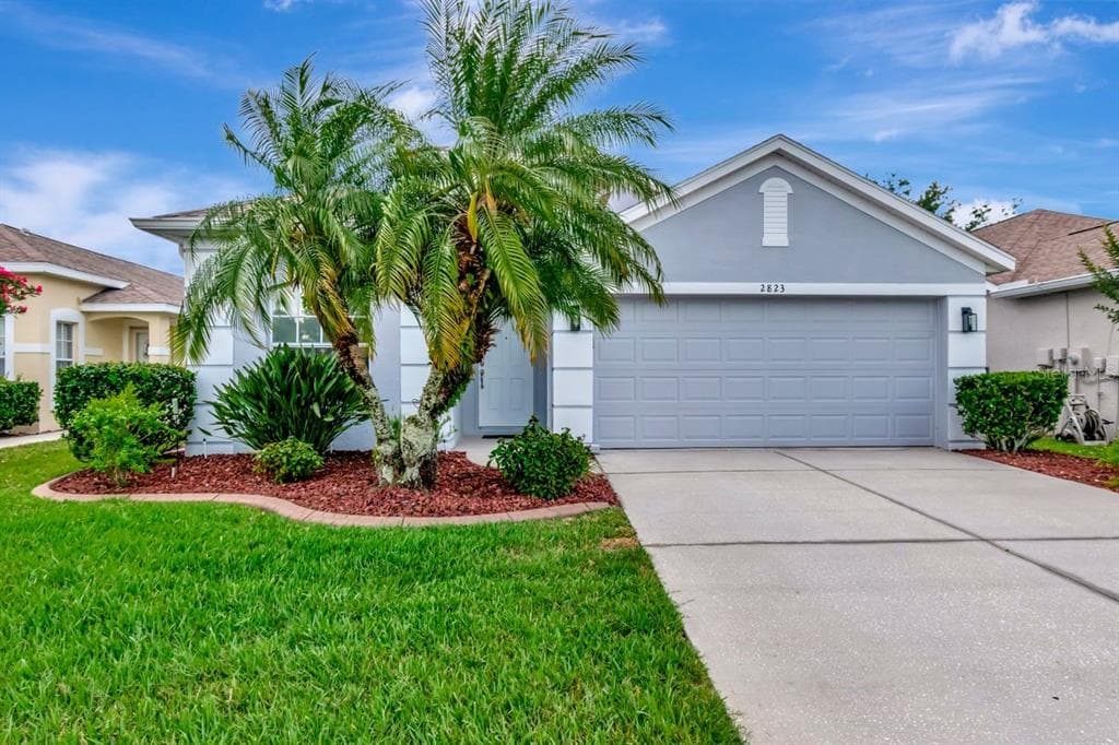 2823 BANYAN HILL LANE