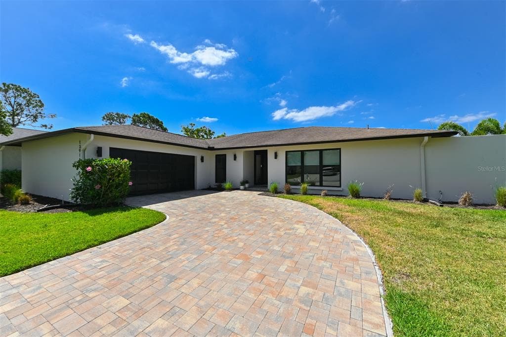 13916 WELLESFORD WAY TAMPA, FL 33624