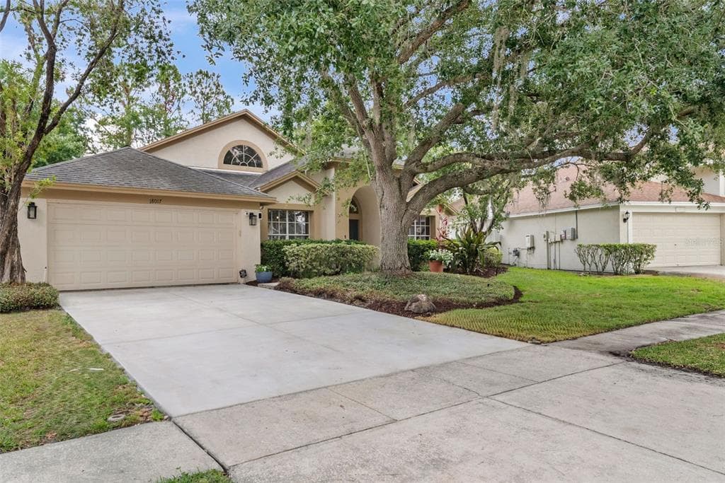 18017 PALM BREEZE DRIVE