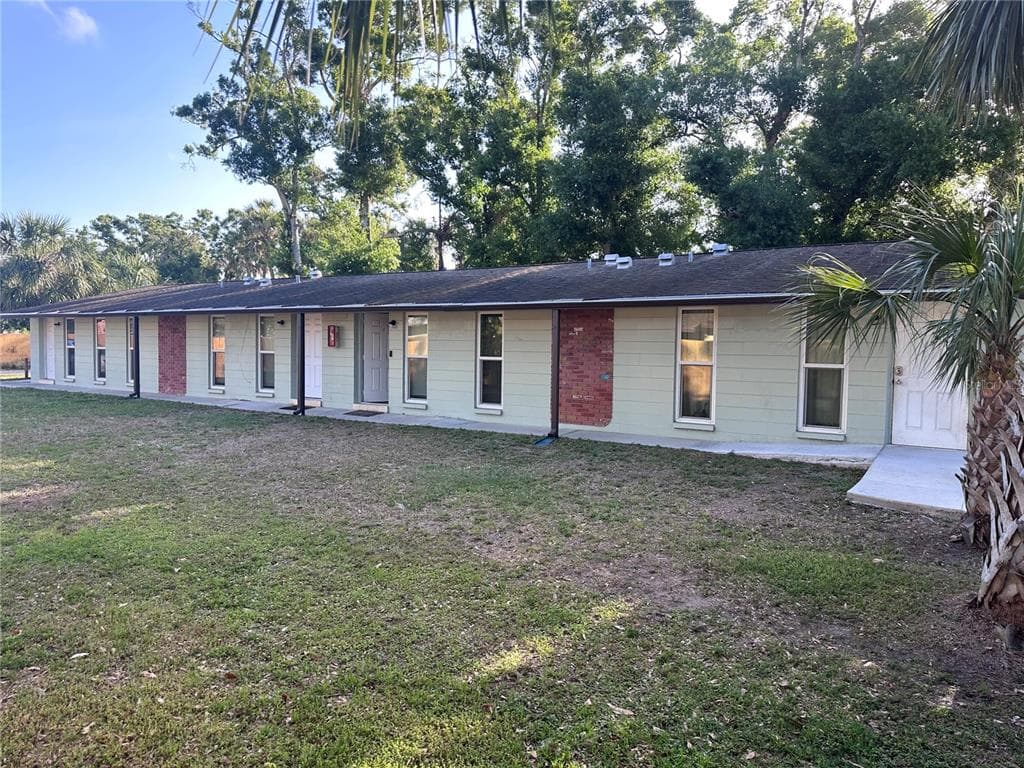 5941 72ND AVENUE N UNIT 3 PINELLAS PARK, FL 33781