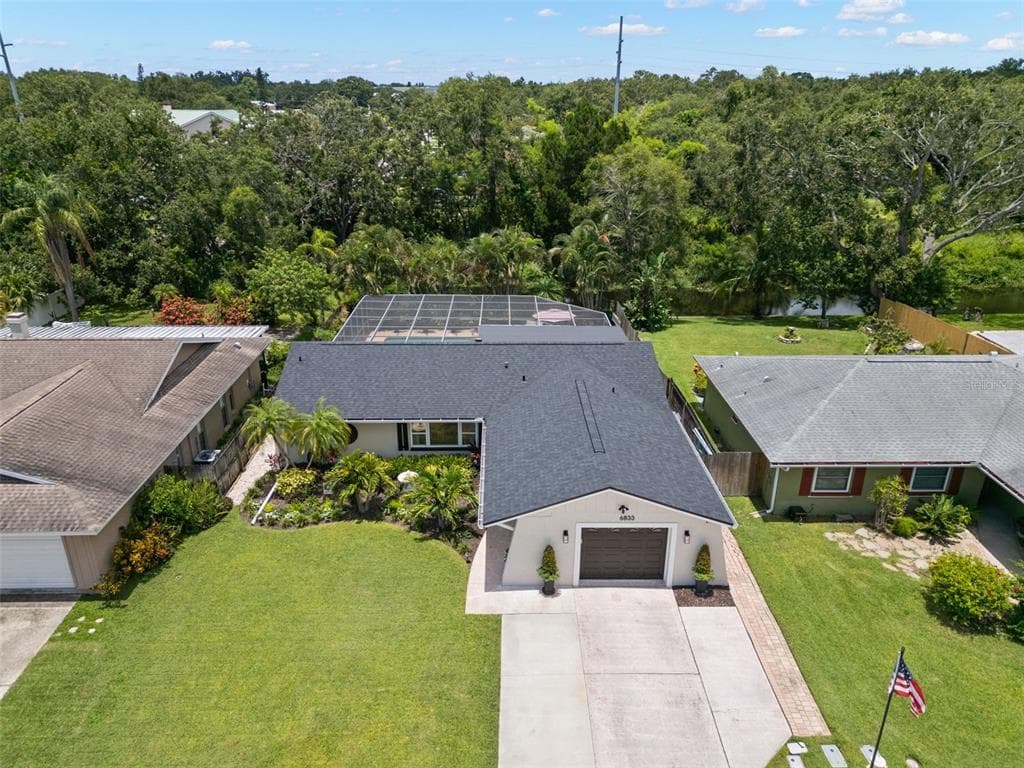 6833 CIRCLECREEK DRIVE