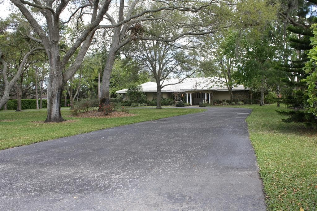 12925 110TH AVENUE LARGO, FL 33774