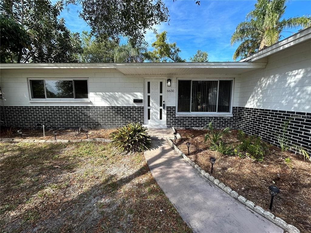 6630 21ST STREET N ST PETERSBURG, FL 33702