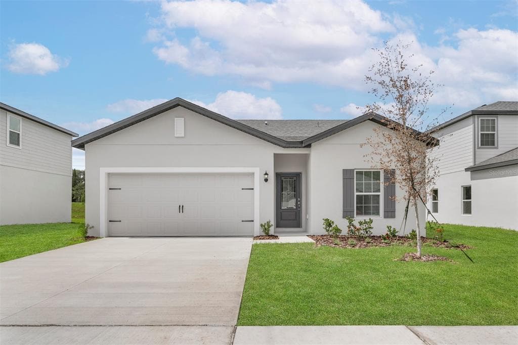 13300 TULA LOOP ASTATULA, FL 34705