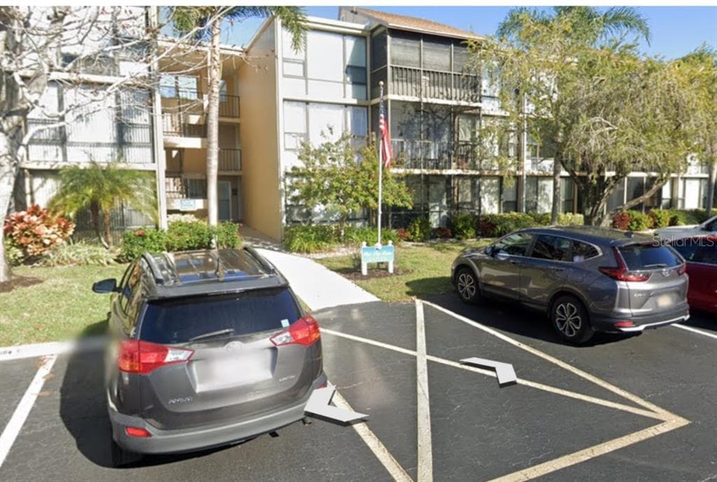 618 BIRD BAY DRIVE S UNIT 315 VENICE, FL 34285