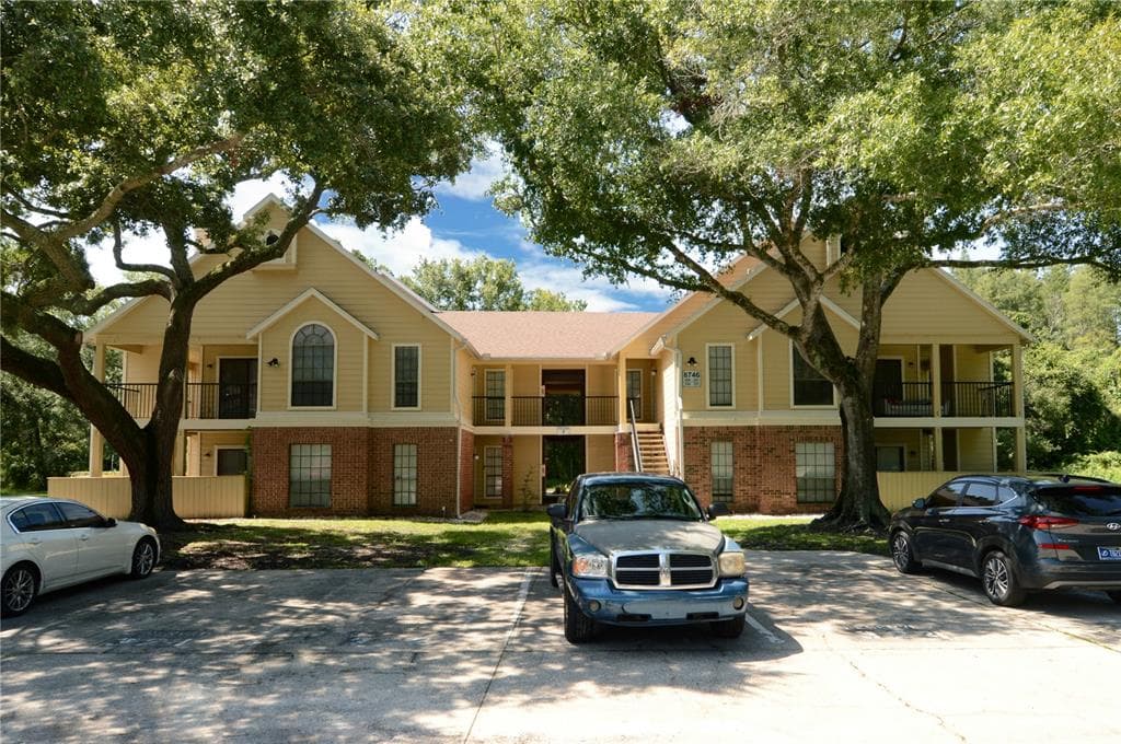 8746 MALLARD RESERVE DRIVE UNIT 204 TAMPA, FL 33614