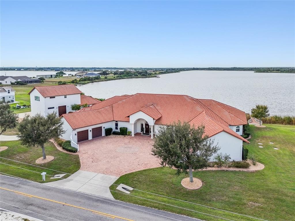3215 GULF CITY ROAD