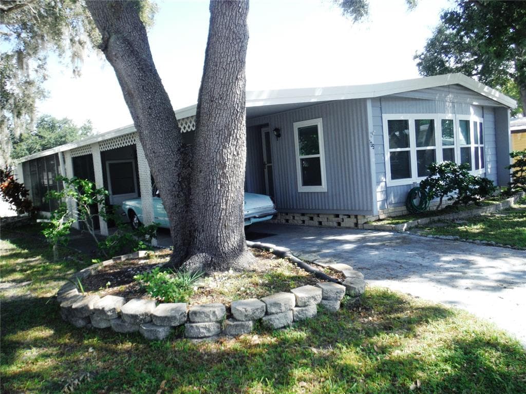 139 FOREST LANE UNIT 12 SAFETY HARBOR, FL 34695