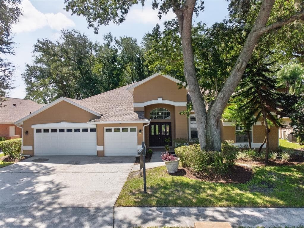 2243 EAGLE BLUFF DRIVE