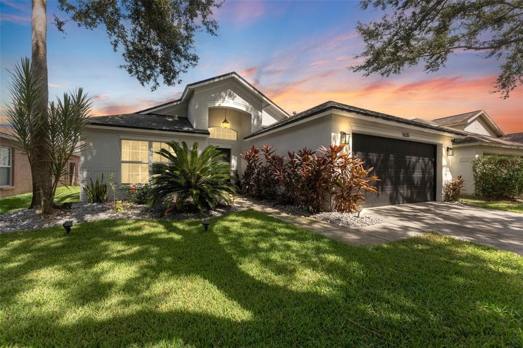 1635 HULETT DRIVE