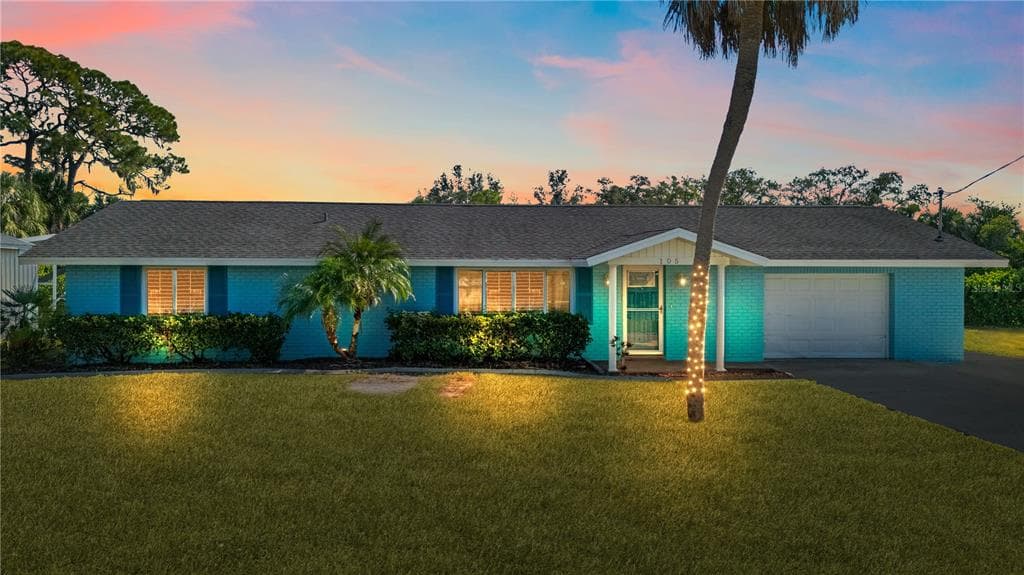 105 E NORTH BRANCH ROAD RUSKIN, FL 33570