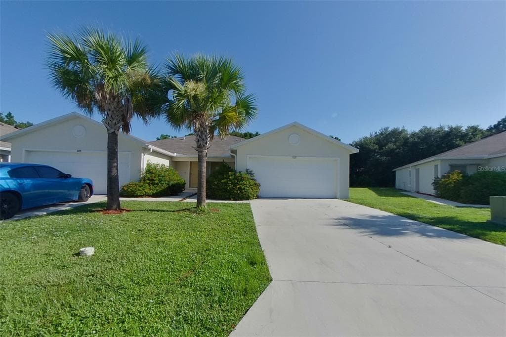 9137 AEGEAN CIRCLE LEHIGH ACRES, FL 33936