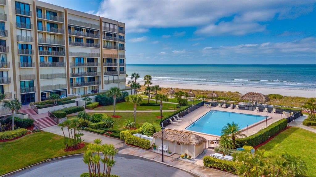 1430 GULF BOULEVARD UNIT 204 CLEARWATER BEACH, FL 33767