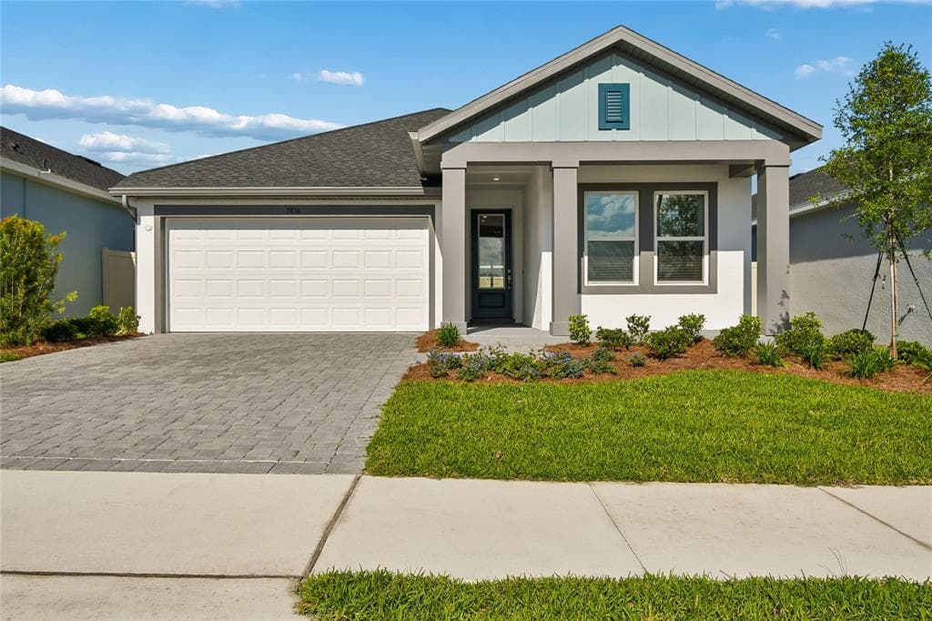 5836 NATIVE OAK STREET MOUNT DORA, FL 32757