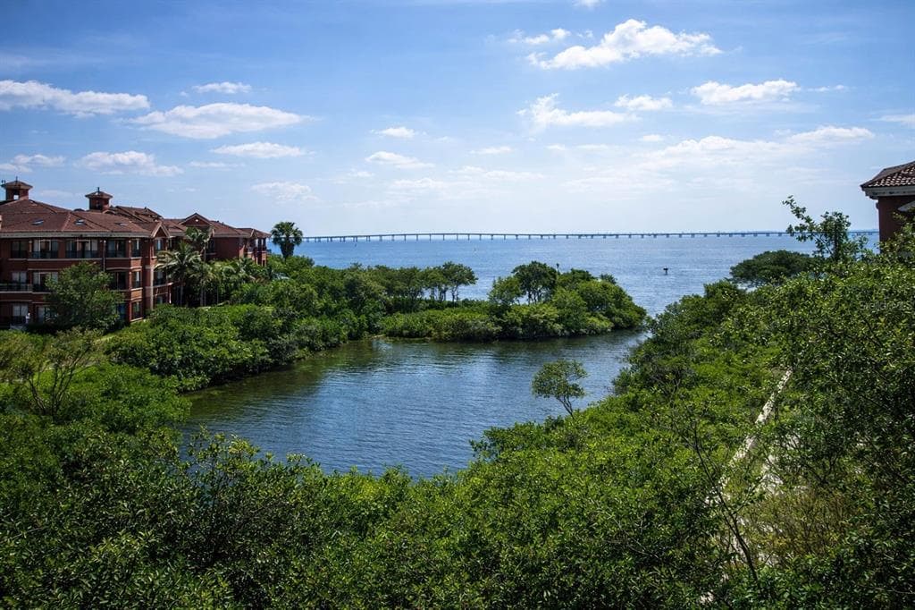 2724 VIA MURANO UNIT 639 CLEARWATER, FL 33764