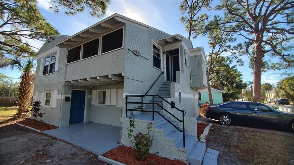 2300 5TH STREET S ST PETERSBURG, FL 33705
