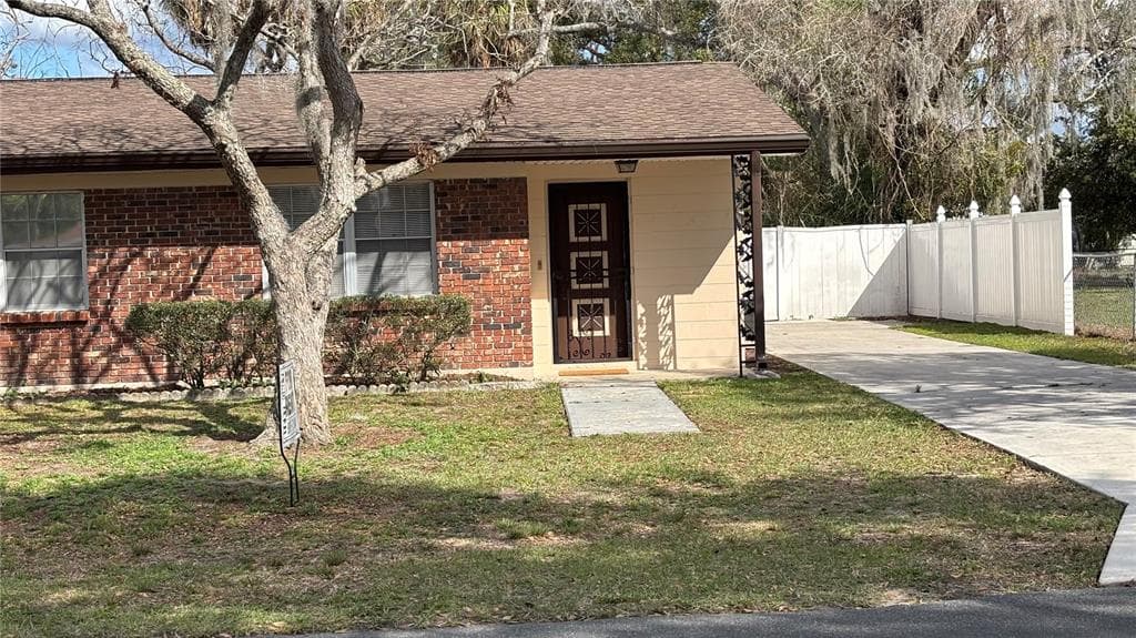 5652 18TH STREET ZEPHYRHILLS, FL 33542