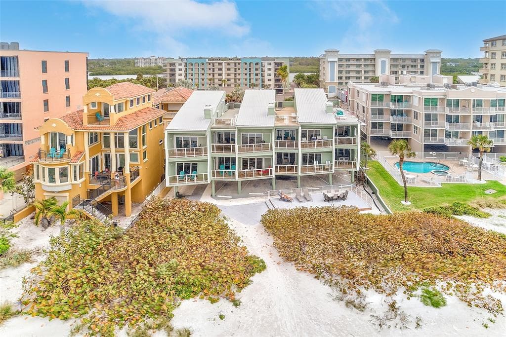 19530 GULF BOULEVARD UNIT 2B INDIAN SHORES, FL 33785