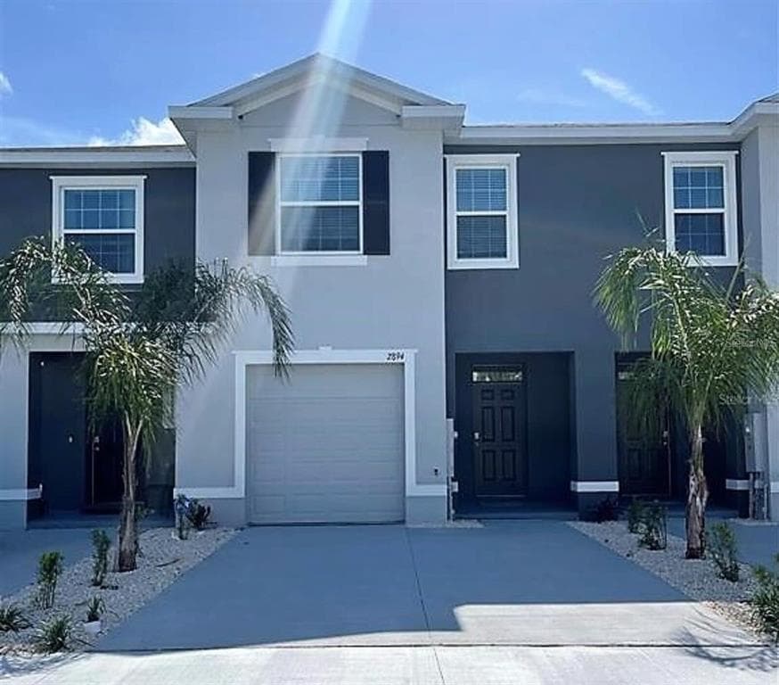 2893 PEONY PRAIRIE LANE WESLEY CHAPEL, FL 33543