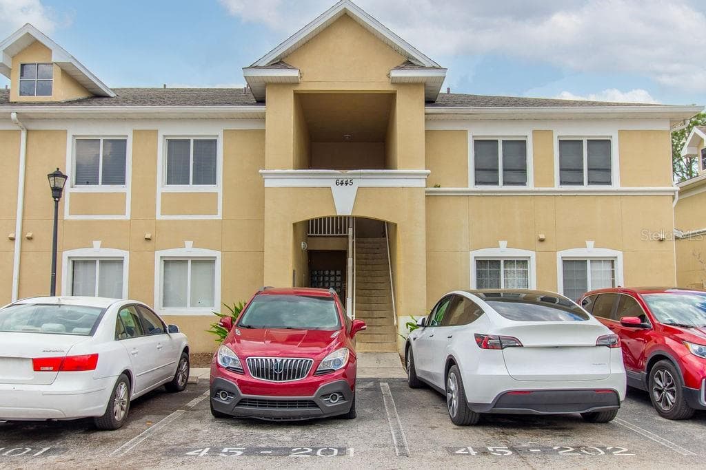6445 CYPRESSDALE DRIVE UNIT 102