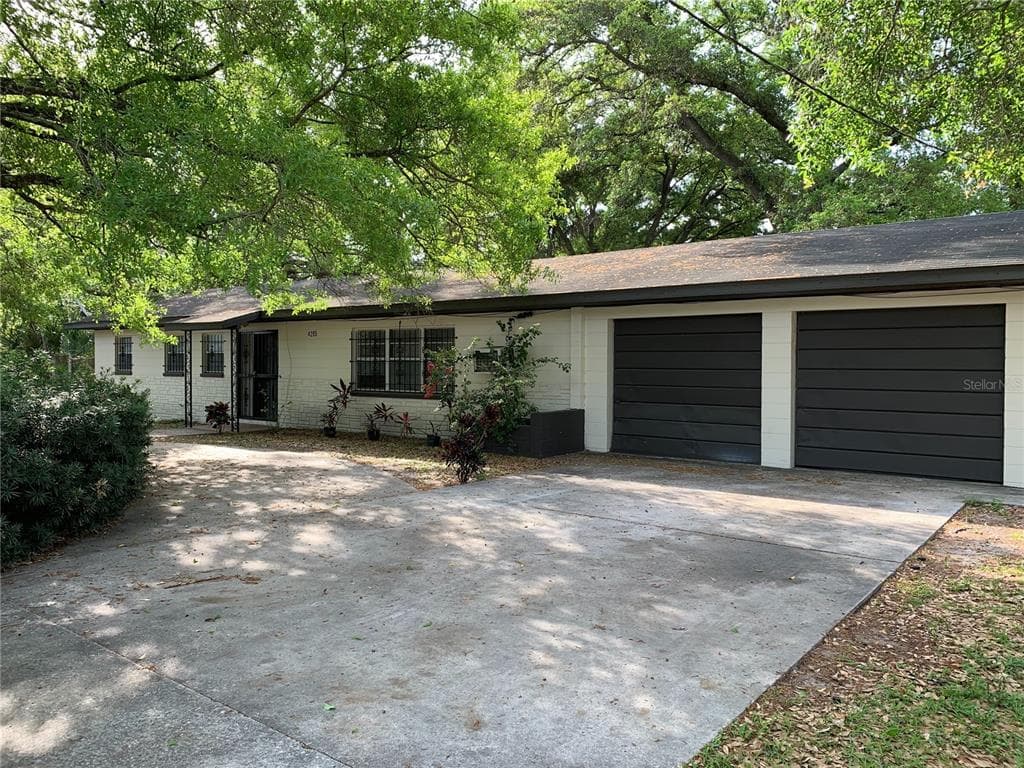 4205 E 10TH AVENUE TAMPA, FL 33605
