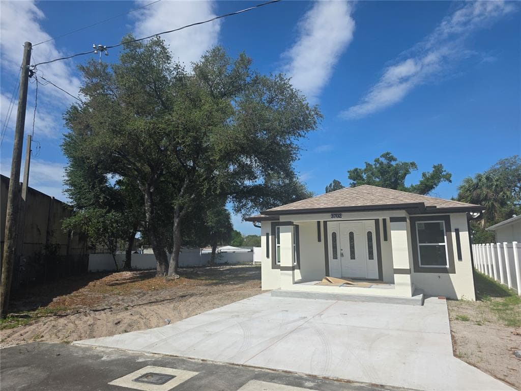 3702 SMITH STREET TAMPA, FL 33619