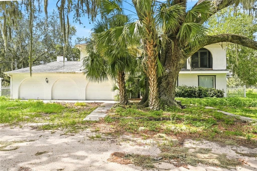 8731 LITHIA PINECREST ROAD