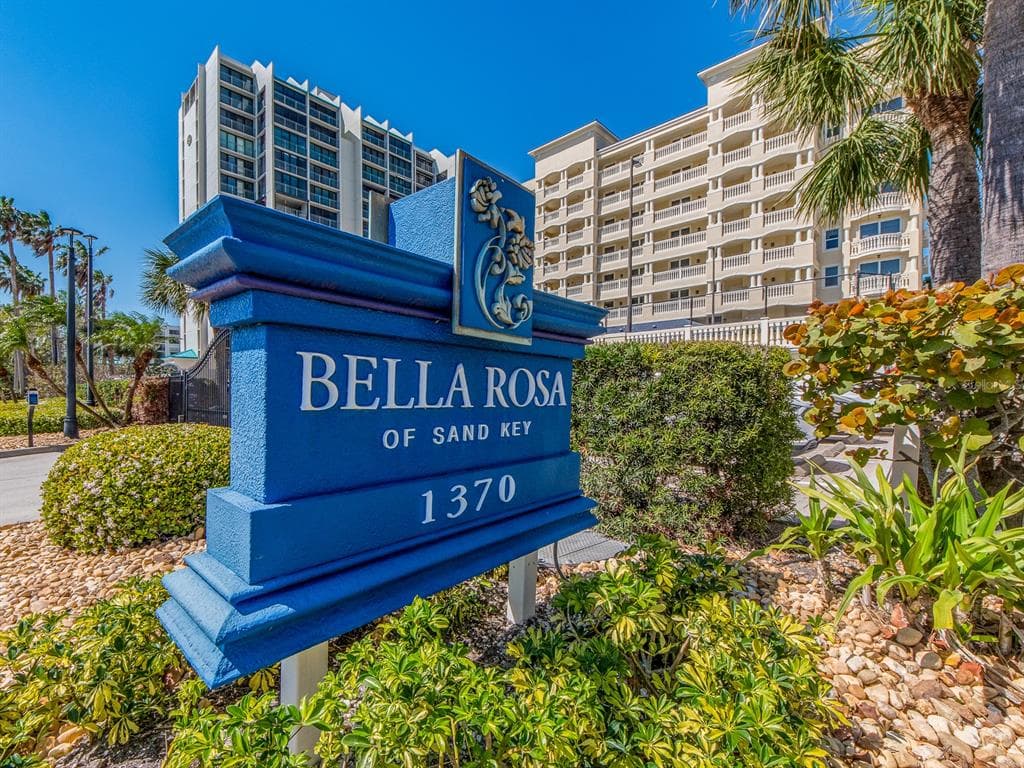 1370 GULF BOULEVARD UNIT 402 CLEARWATER BEACH, FL 33767