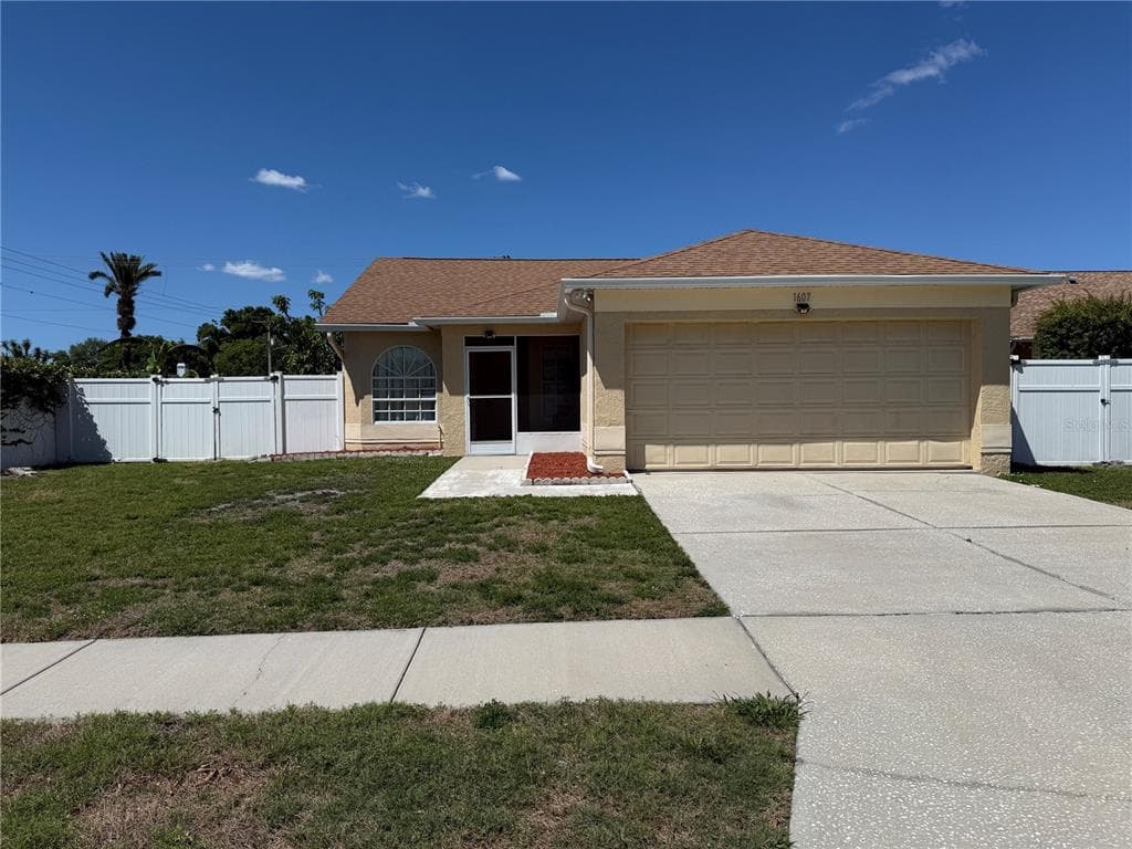 1607 WIDELAKE COURT BRANDON, FL 33511