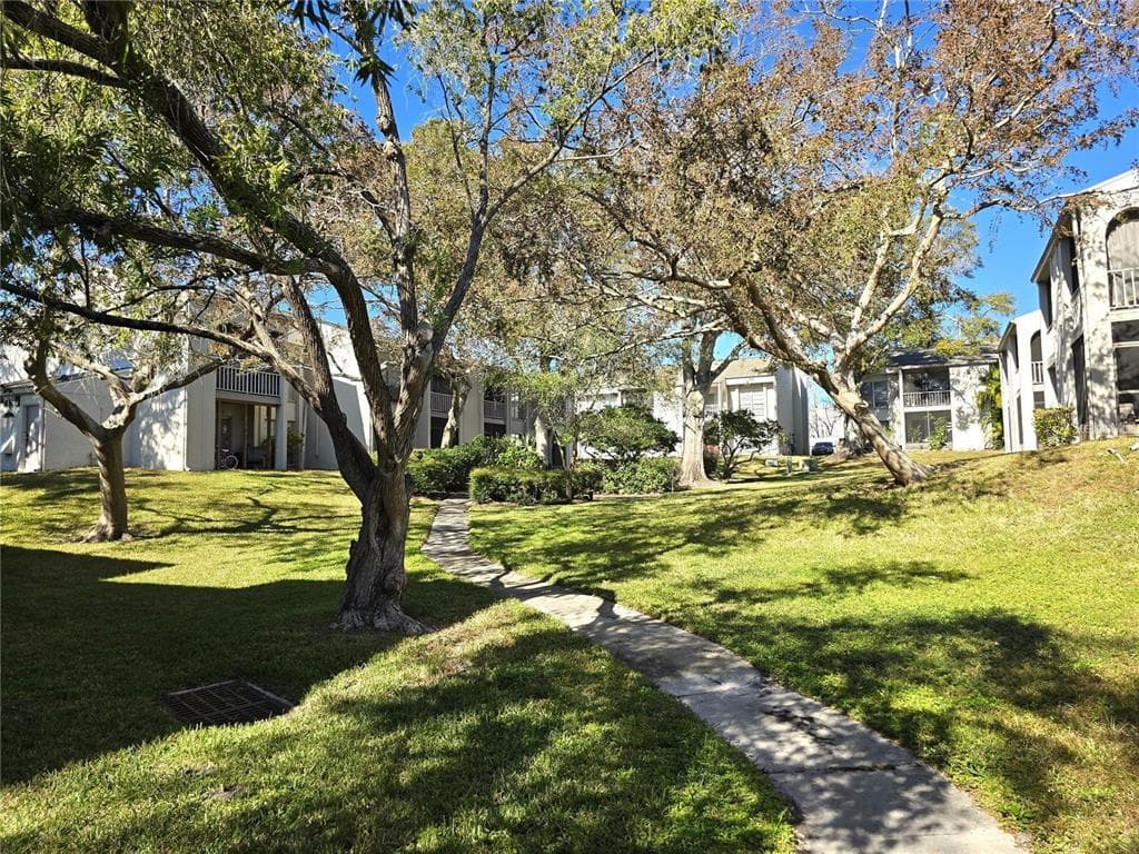 2625 STATE ROAD 590 UNIT 2413 CLEARWATER, FL 33759
