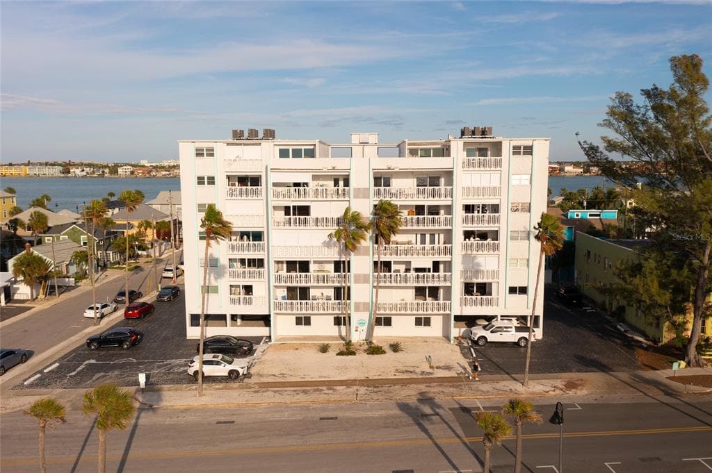 403 GULF WAY UNIT 304