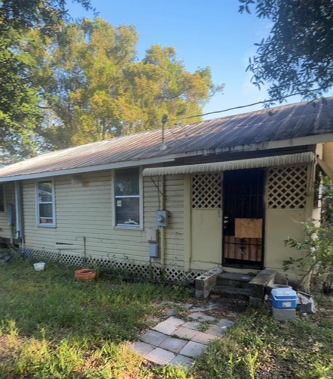 9408 N 12TH STREET TAMPA, FL 33612