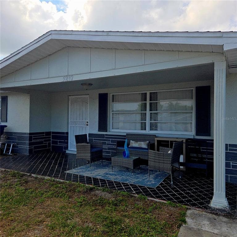 5232 SPARROW DRIVE HOLIDAY, FL 34690