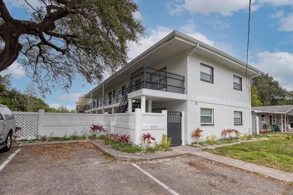 662 UNION STREET UNIT 1A DUNEDIN, FL 34698