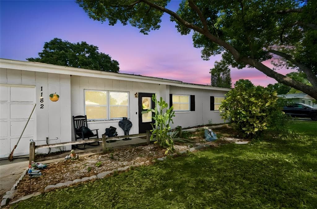 1182 FRIAR TUCK LANE DUNEDIN, FL 34698