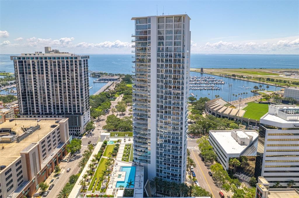 175 1ST STREET S UNIT 1204