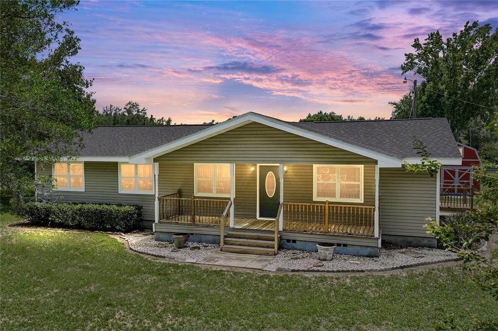 34240 APPALOOSA TRAIL WESLEY CHAPEL, FL 33543