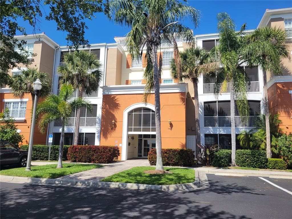 7905 N SEMINOLE BOULEVARD UNIT 3404