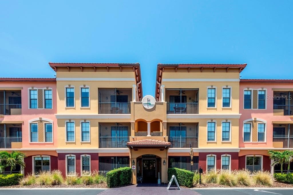 13941 CLUBHOUSE DRIVE UNIT 102 TAMPA, FL 33618