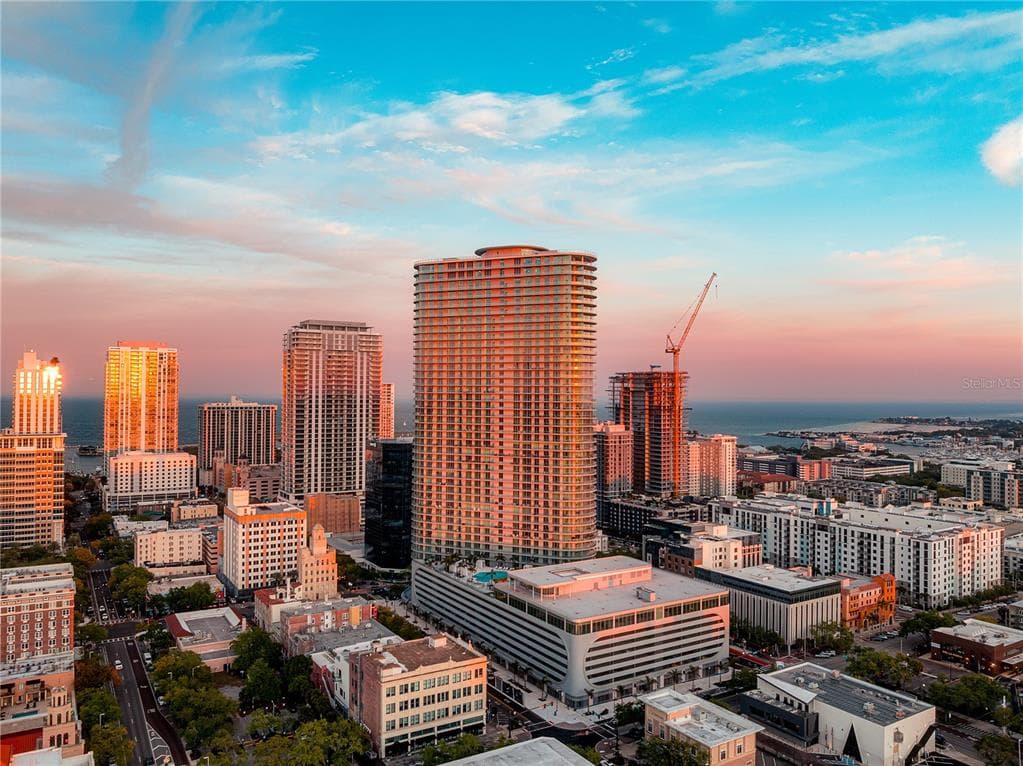 400 CENTRAL AVENUE UNIT 3102
