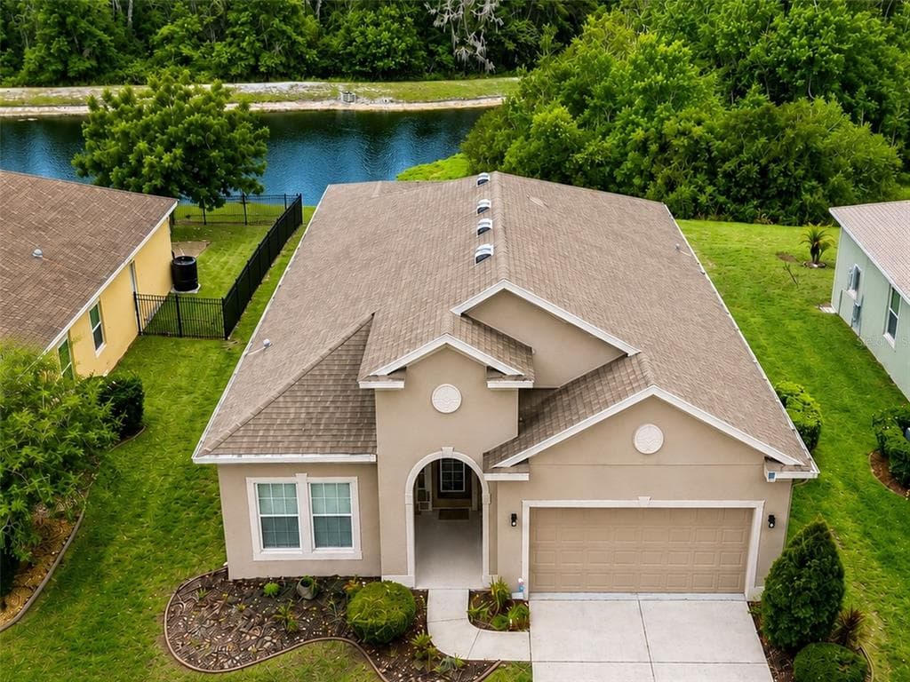 11059 BELLE HAVEN DRIVE